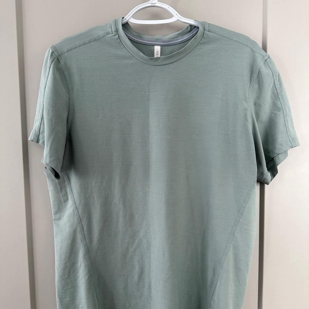 Ten Thousand Versatile Shirt - Small
